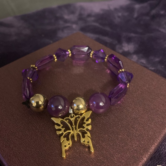 Bracelets - Picture 6 of 14